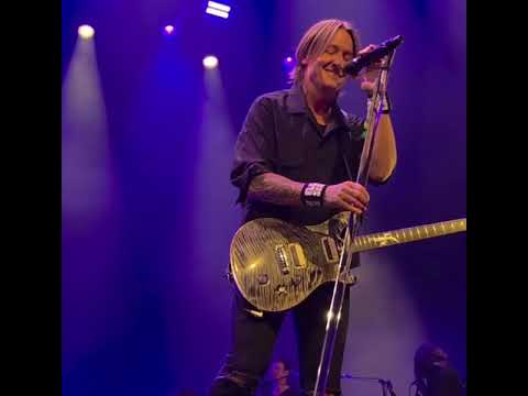 Drive by(unreleased…let me know what you think guys💜) live from BleauLive Theater