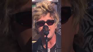 Our full Super Bowl LX Opening Ceremony performance is live ! 🤘🏻 http://youtube.com/greenday