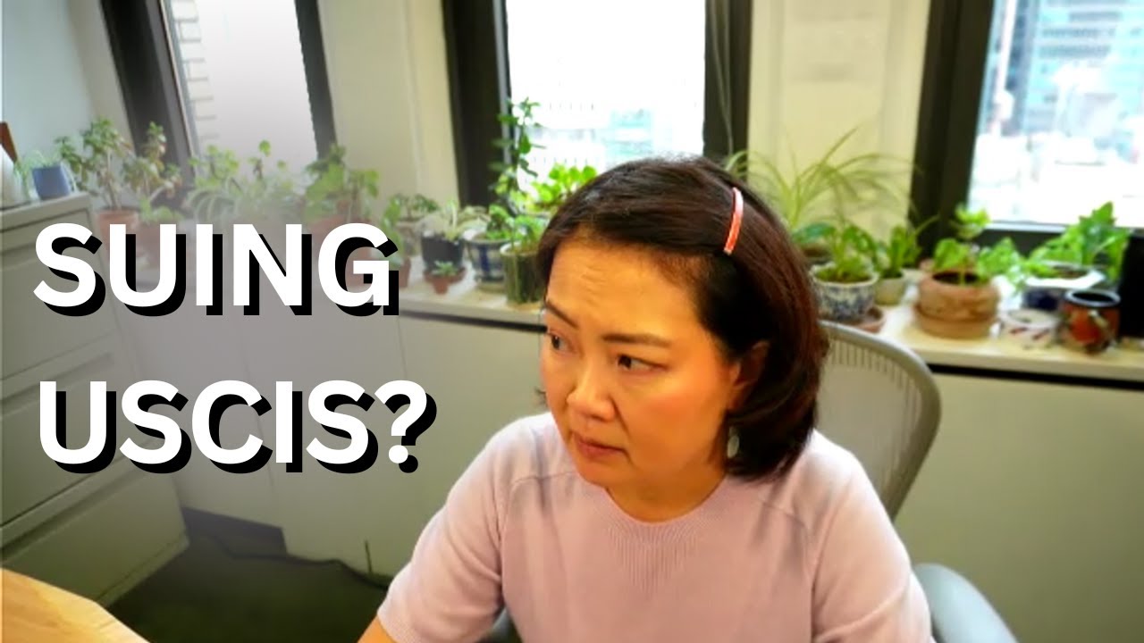 Адвокат по иммиграционным вопросам отреагировал на иск против Службы гражданства и иммиграции США...