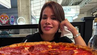 Eating at Gordon Ramsay Street Pizza, Bangkok Thailand