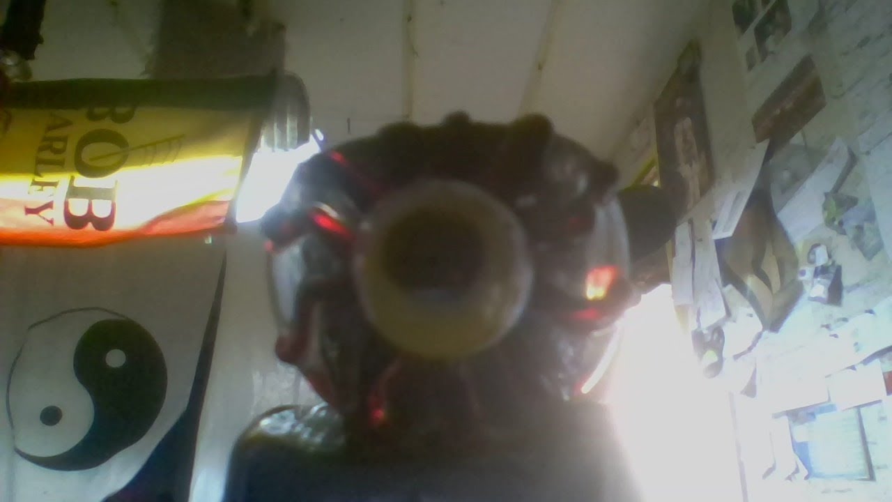 eye-thinks-we-should-hang-out-youtube