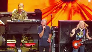 Deep Purple LIVE! Highway Star / Pictures of Home BELL Center MONTREAL Canada 2018