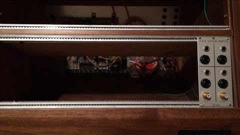 Unboxing Analogue Systems RS-8000