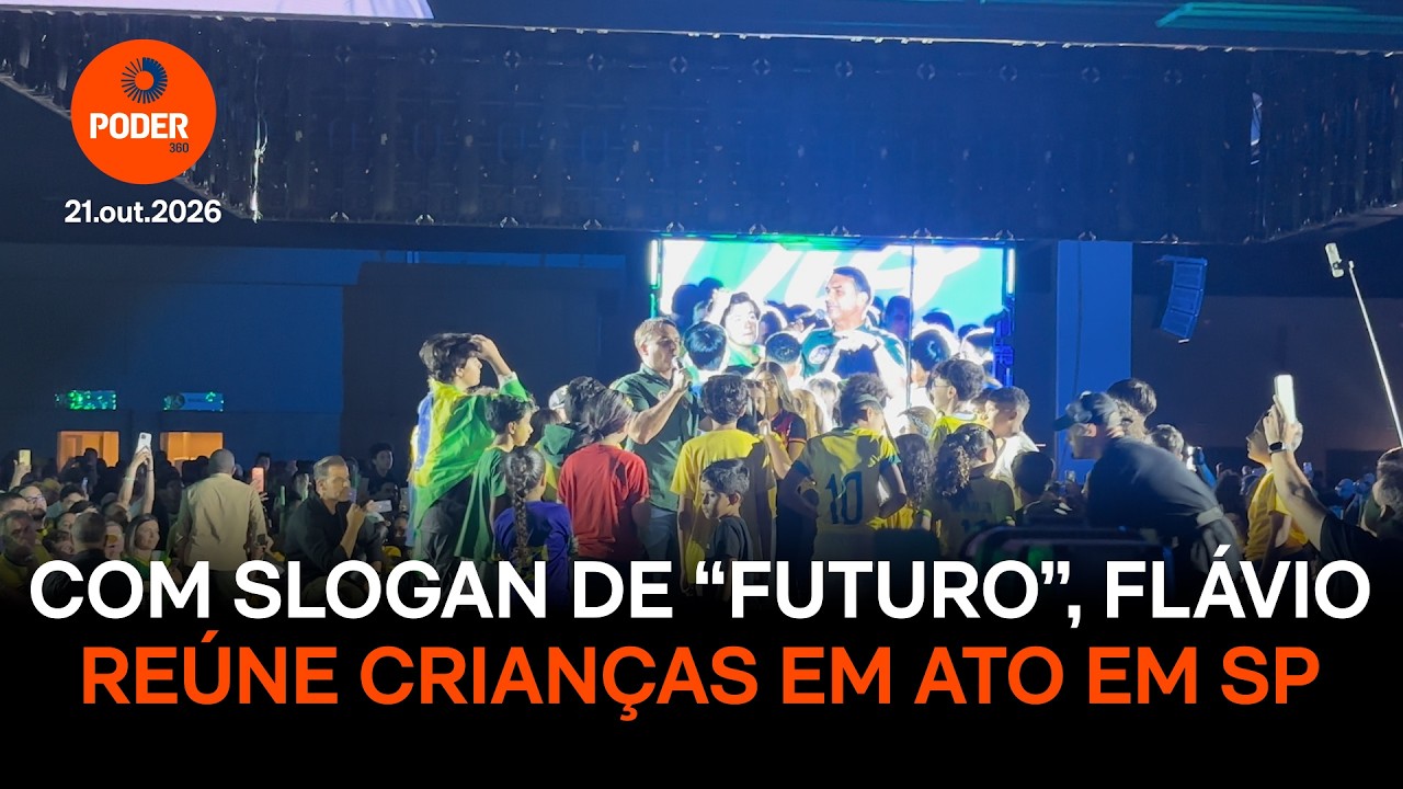 Com slogan de “futuro”, Flávio reúne crianças em ato em SP