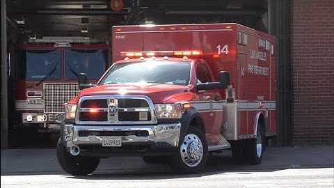 LAFD Rescue 14 (reserve) Responding