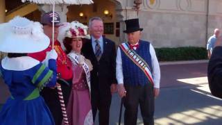 City of Orlando Mayor Dyer meets Magic Kingdom Mayor - DisneyWorld 2012