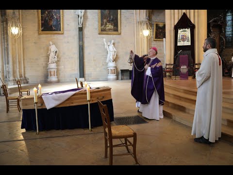 Messe d'obsèques du père Charles Trapet Messe d'obsèques du père Charles Trapet