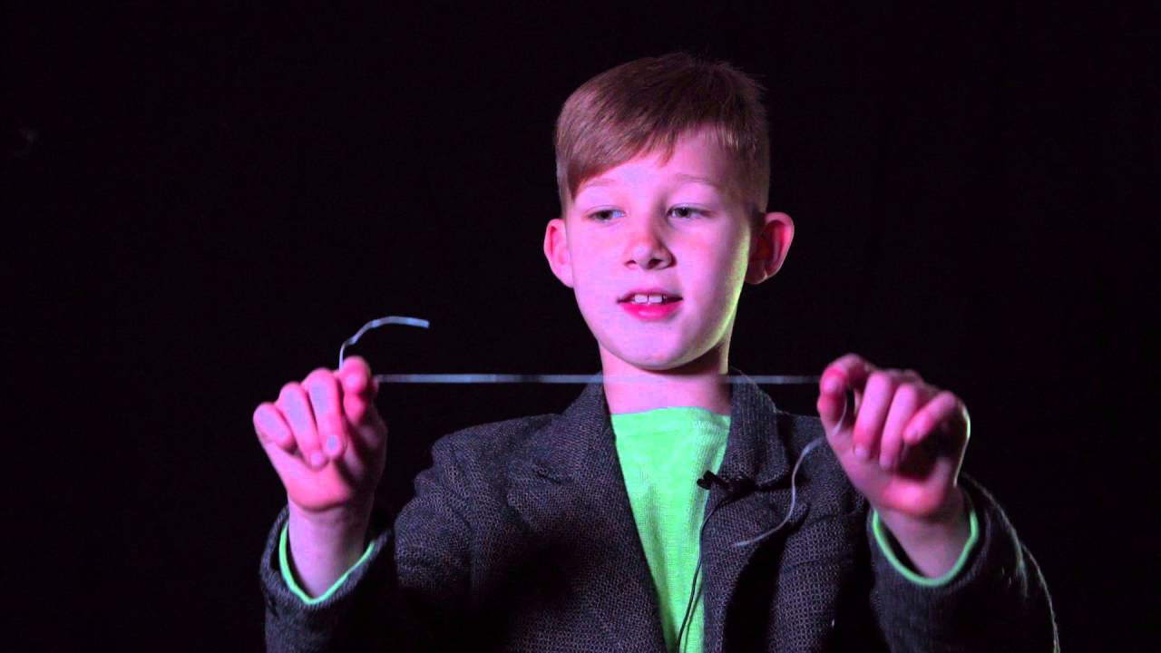 How To Floss Your Teeth with Reed Hodgkinson (and Maren Hodgkinson)