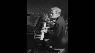 Night Lights (Gerry Mulligan, piano)