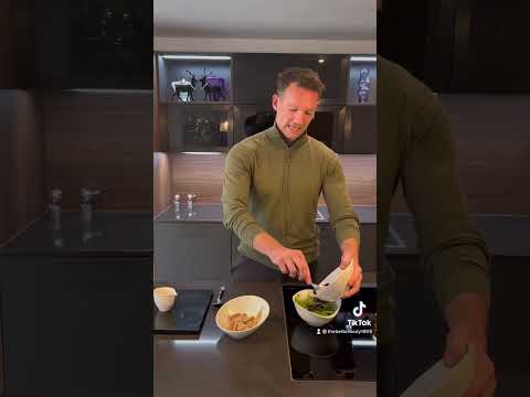 How Much Protein In A Mackerel Fillet