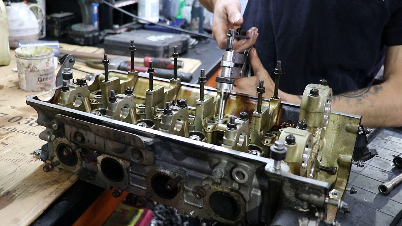 BMW V8 Reconstruire Motor, Mecanici Auto Londra 07999454999