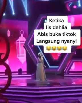 Ketika IIS DAHLIA Salah Lirik 