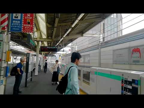 東急線溝の口駅にて東急大井町線急行長津田行き到着6000系(QSEAT 車両連結)