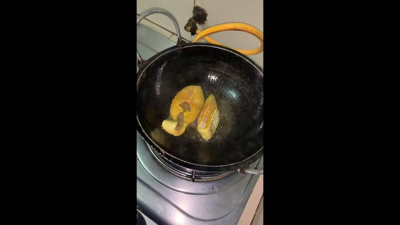 How to fry fish without breaking it🙂 YouTube