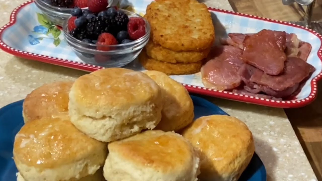 How To Make Butter Biscuits - YouTube