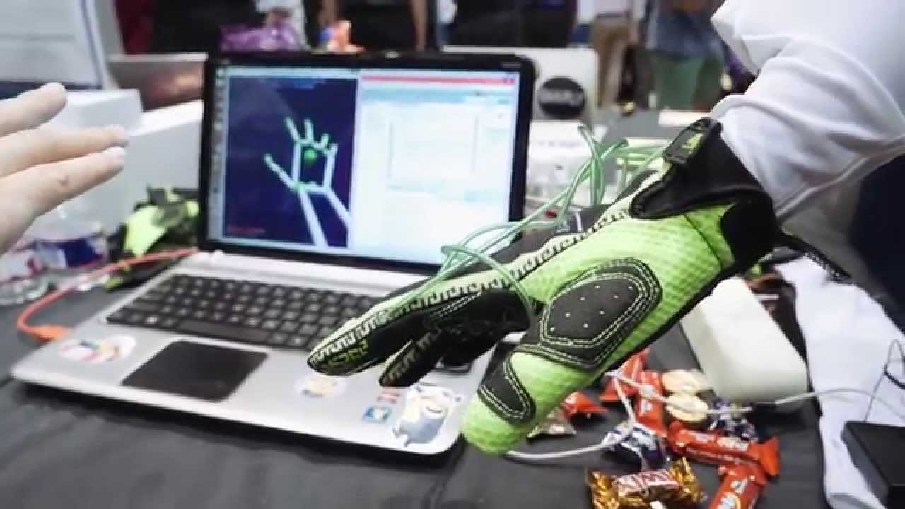 Rice Hands Omni VR Glove - YouTube