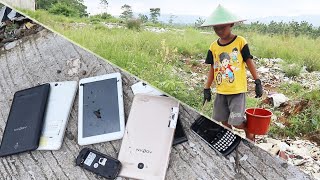 Restoration of 4 very old tablet phones || Little boy finds the phone in the trash