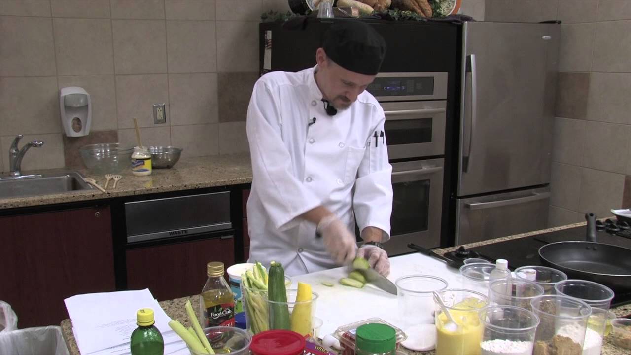 Recipe: Apple Pecan Salad