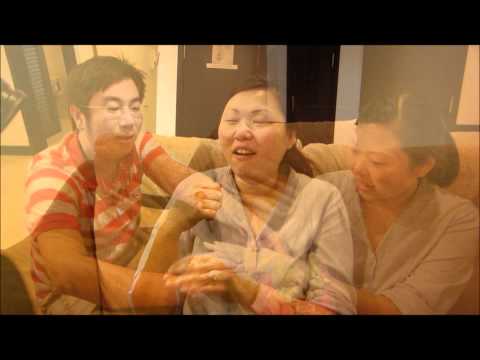 William Chong propose to Elaine Sim on 11/11/11 @ 11:11pm