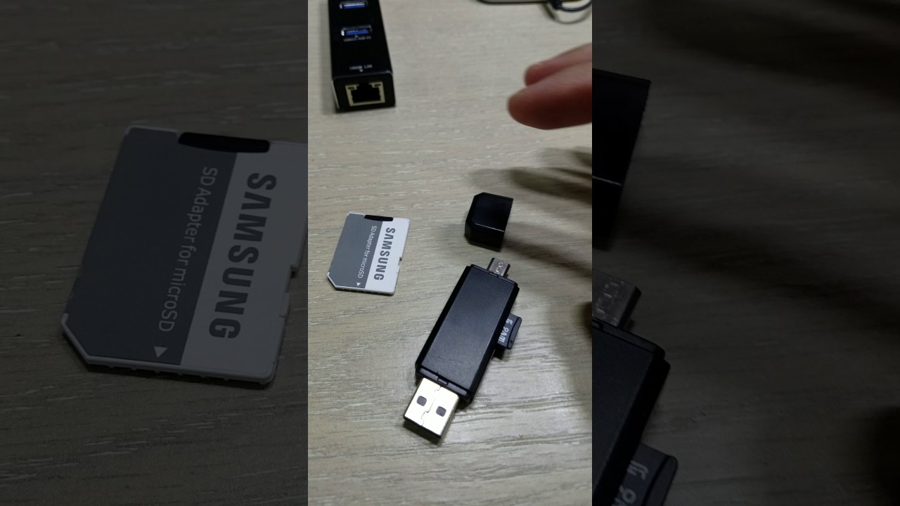 Fixget Memory Card Reader, SD/Micro SD Card Reader Micro USB