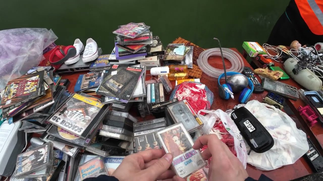 Am fost confundat si fugarit, ceva nu este in regula?!  -  Targ Valea Cascadelor | EP12