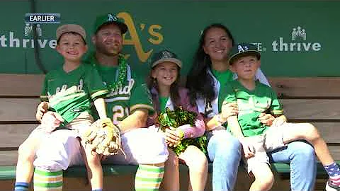 Stephen Vogt's dream final game! His kids announce...