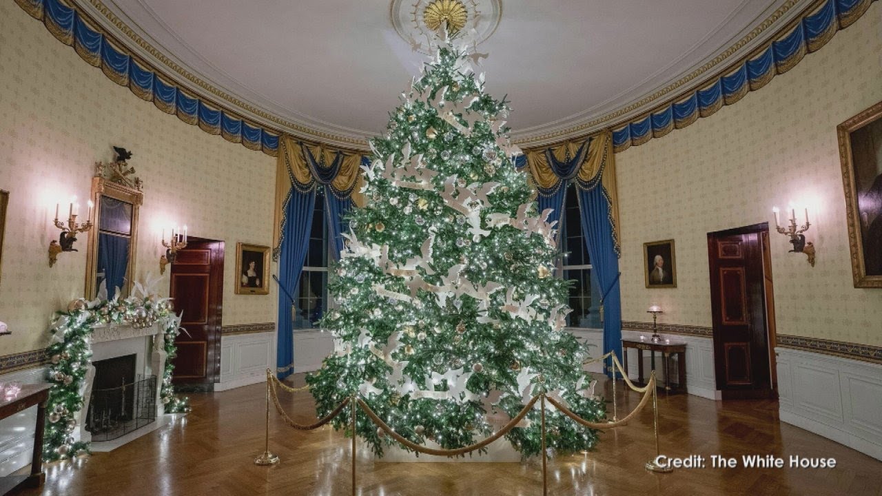 White House Christmas Decorations 2021: Designer Genevieve Gorder Takes Us Behind the Scenes