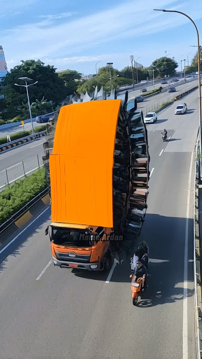 Truk sampah jadi apa?