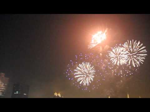 2011高雄元宵環港煙火(完整配樂版)