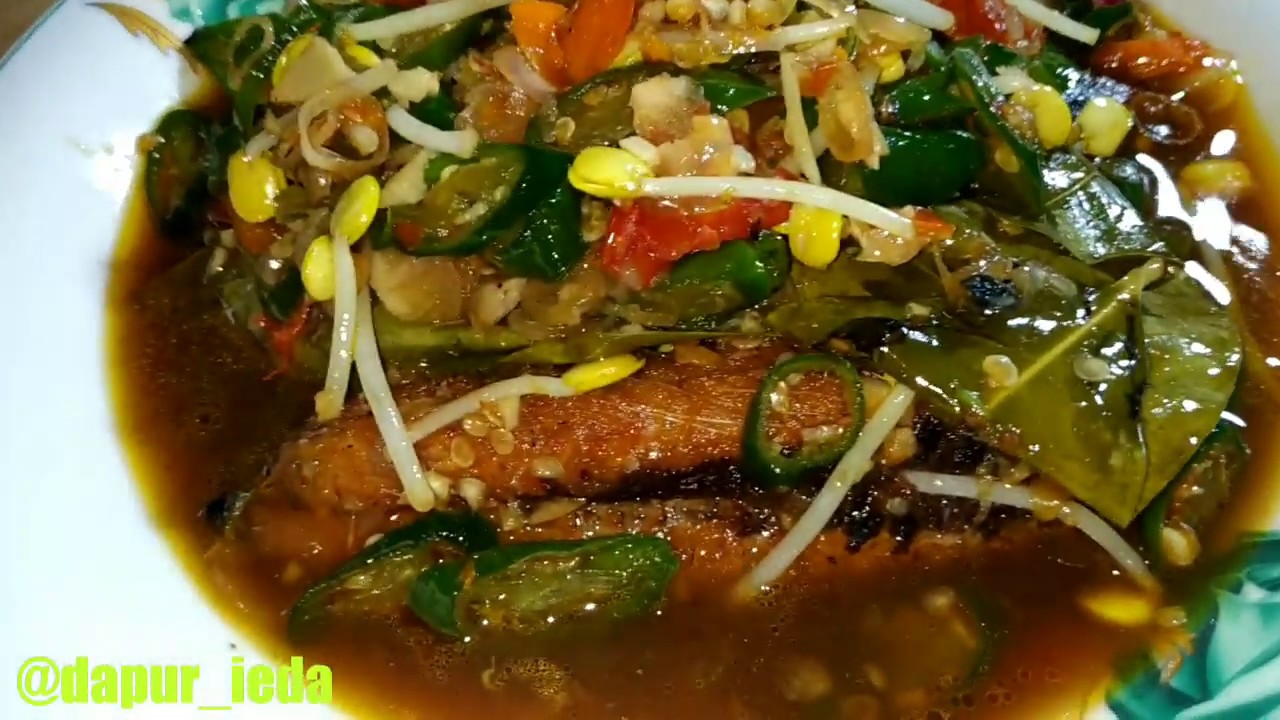 Resep Tumis Ikan Tongkol Cabe Hijau Maknyus Youtube