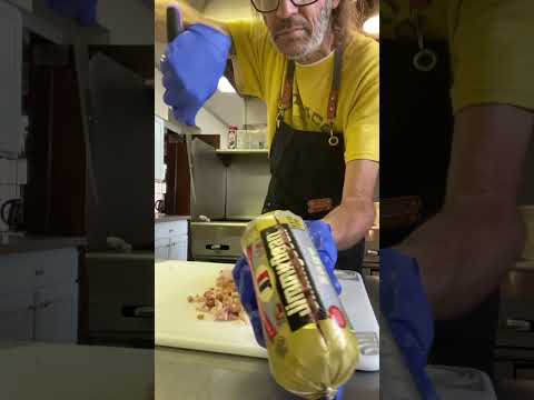 वीडियो: बीफ जांघों को कैसे पकाएं (चित्रों के साथ)