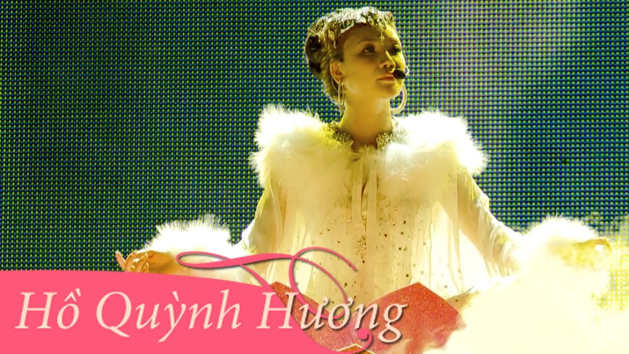 Assista a Mẹ Từ Bi - Hồ Quỳnh Hương | Liveshow Sắc Màu Hồ Quỳnh Hương [Official Live Performance] no YouTube