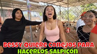 ⁣Los bichos se preparan para una noche en busca de coyotes. Nayeli y Ale se agarraron. Parte 3