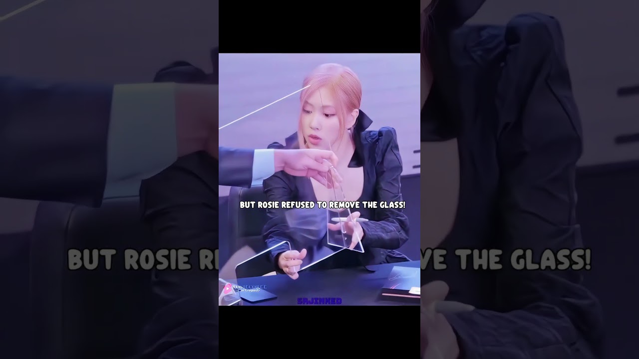 Others members removing the glass screen #ytshorts #blackpink