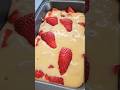Recette de gâteau aux fraises 🍓facile ! Prêt en quelques minutes !