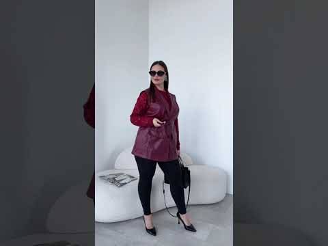 Стильна двійка з жилеткою, видео 1