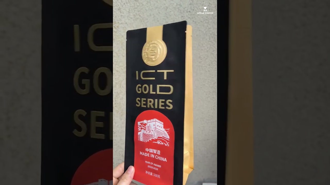 Discover the power of embossing with this award-winning ICT Gold Series flat bottom coffee bag! 🌟
