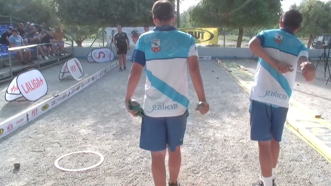 Miniature de la vidéo : Campeonato de España dupletas juvenil. Sel Gallega de petanca vs Sel. Mallorca. Semis. Vélez Rubio