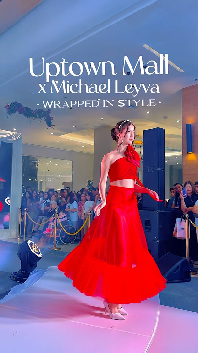 Uptown Mall just lit up Christmas 2025 in pure elegance ✨🎄