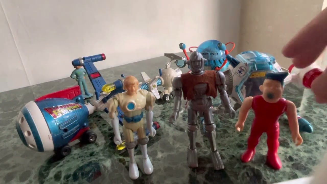 Captain Future Popy vintage toy line review Comet Cosmoliner Simon Wright & figurines 1980