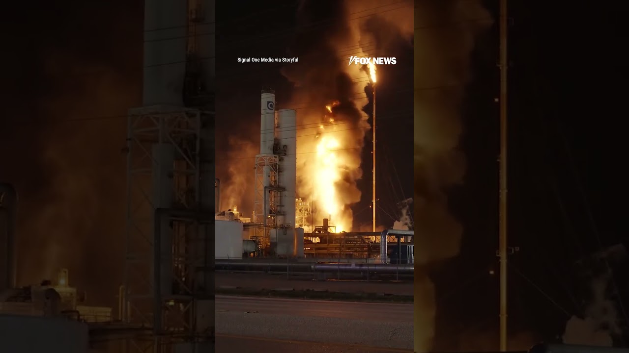 TERRIFYING FIRE: Stunning footage shows massive flames at a Texas chemical plant #texas #shorts