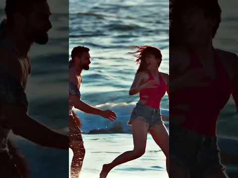 Sharvari Wagh Hot Kissing Scene & Unforgettable Moments! 💃