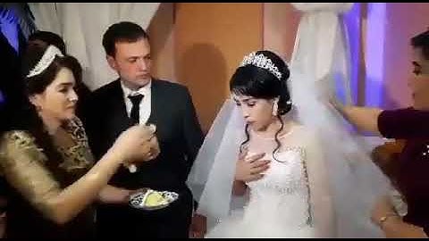 Цыганский прикол жених ударил невесту😲😱
