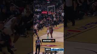 OG Slams It Off the Lob from Brunson!