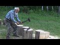 Как колоть дрова когда тебе за 85 лет или На крученую чурку найдется клин с кувалдою.