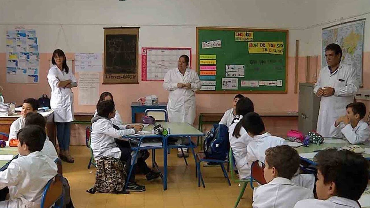 Móvil: Reunión de los sindicatos de la educación