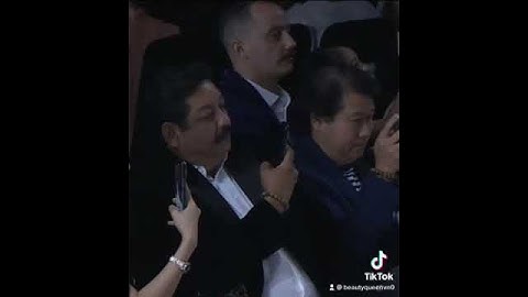 Thuỳ Tiền vấp té tại tuần lễ thời trang quốc tế của NTK” Hoàng Hải - BST Bướm Hoang “