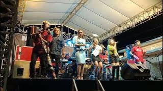 IPANK SERA feat Keyboardis KENDEDES acara HUT RI di kampung #viral #sera #kendedes