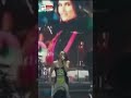 حفل توزيع جوائز الموسيقى الكندية يتعرض للسخرية بسبب أدائه الغريب