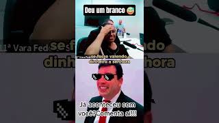 Deu um branco...